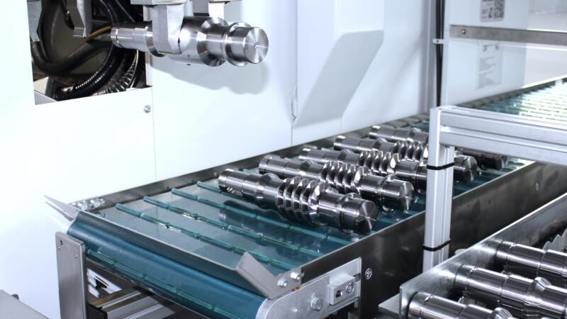 Automatische Fertigung mit der P90 von Gleason